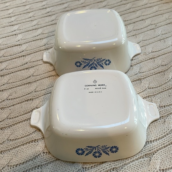 Set of 2 Corning Ware Cornflower Blue Small Casserole Dishes P-43-B & P-41. - Picture 10 of 15
